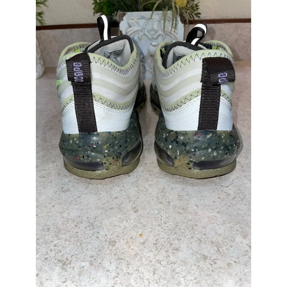 Nike Air Max 97 Crater Foam Sneakers Athletic Shoes Womens Size 8 Green & White